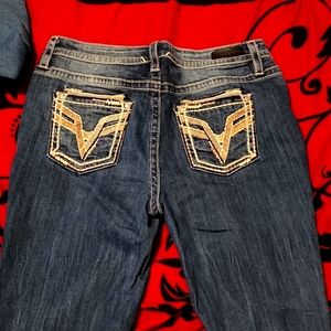 Maurices Vigoss capris